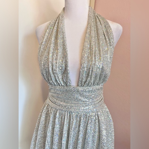 Lucy In The Sky Silver Sequin Halter Dress - Picture 4 of 17